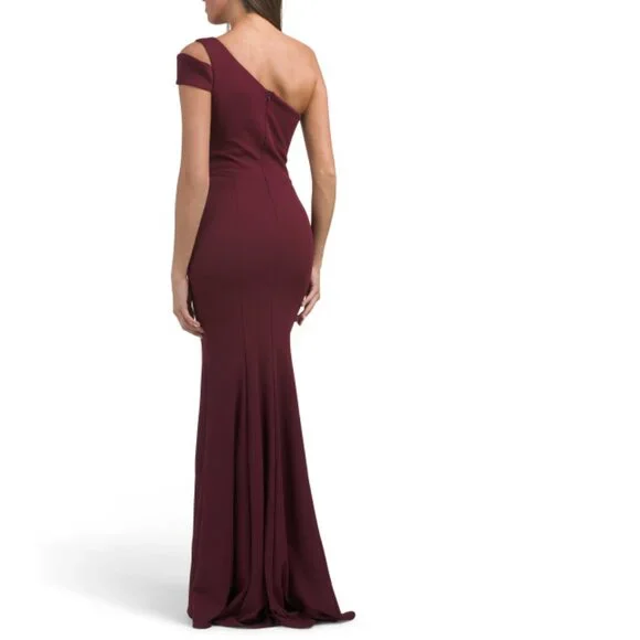 BETSY & ADAM Burgundy Made In Usa One Shoulder Bow Gown BETSY & ADAM Burgundy Made In Usa One Shoulder Bow Gown